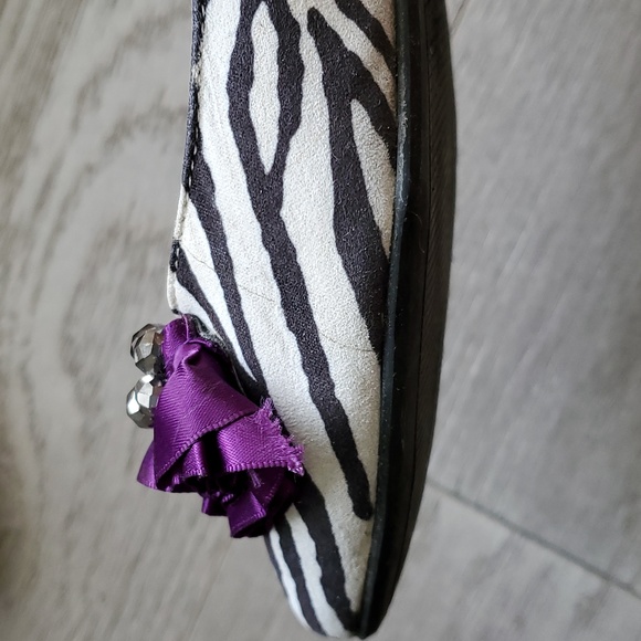 Guess zebra flats - Picture 9 of 12